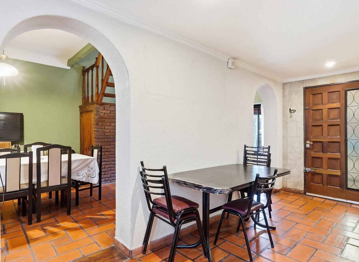 Foto de Venta casa con cochera Velez Sarsfield - APTO CREDITO, imagen 3