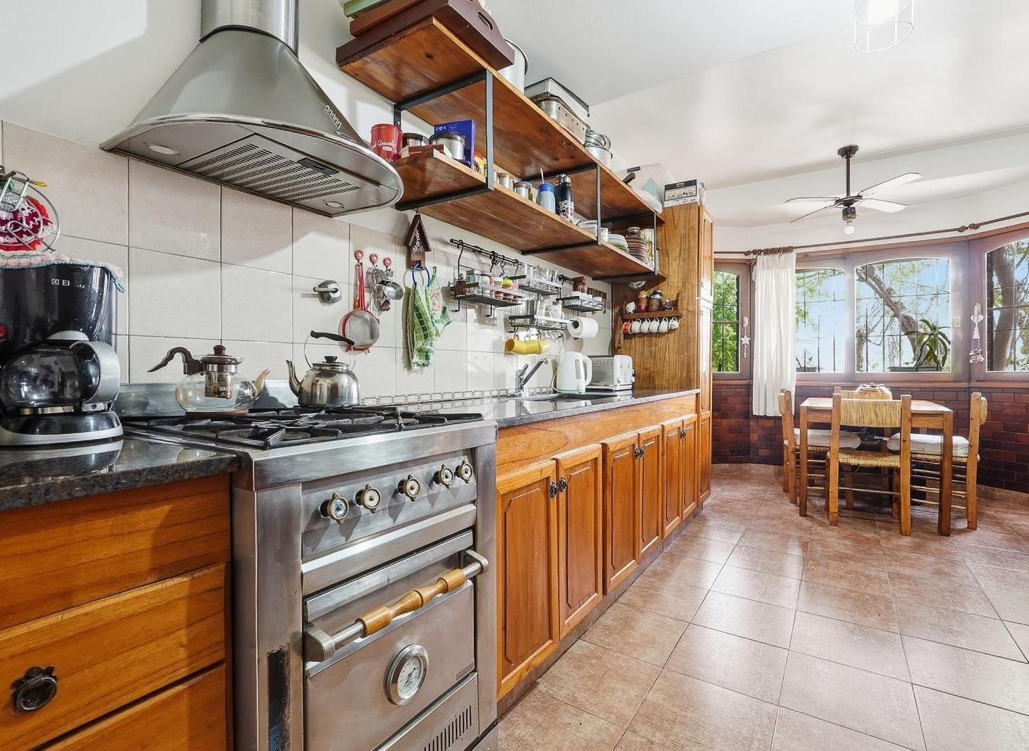 Foto de Venta PH 4 ambientes patio y parrilla Versalles, imagen 2