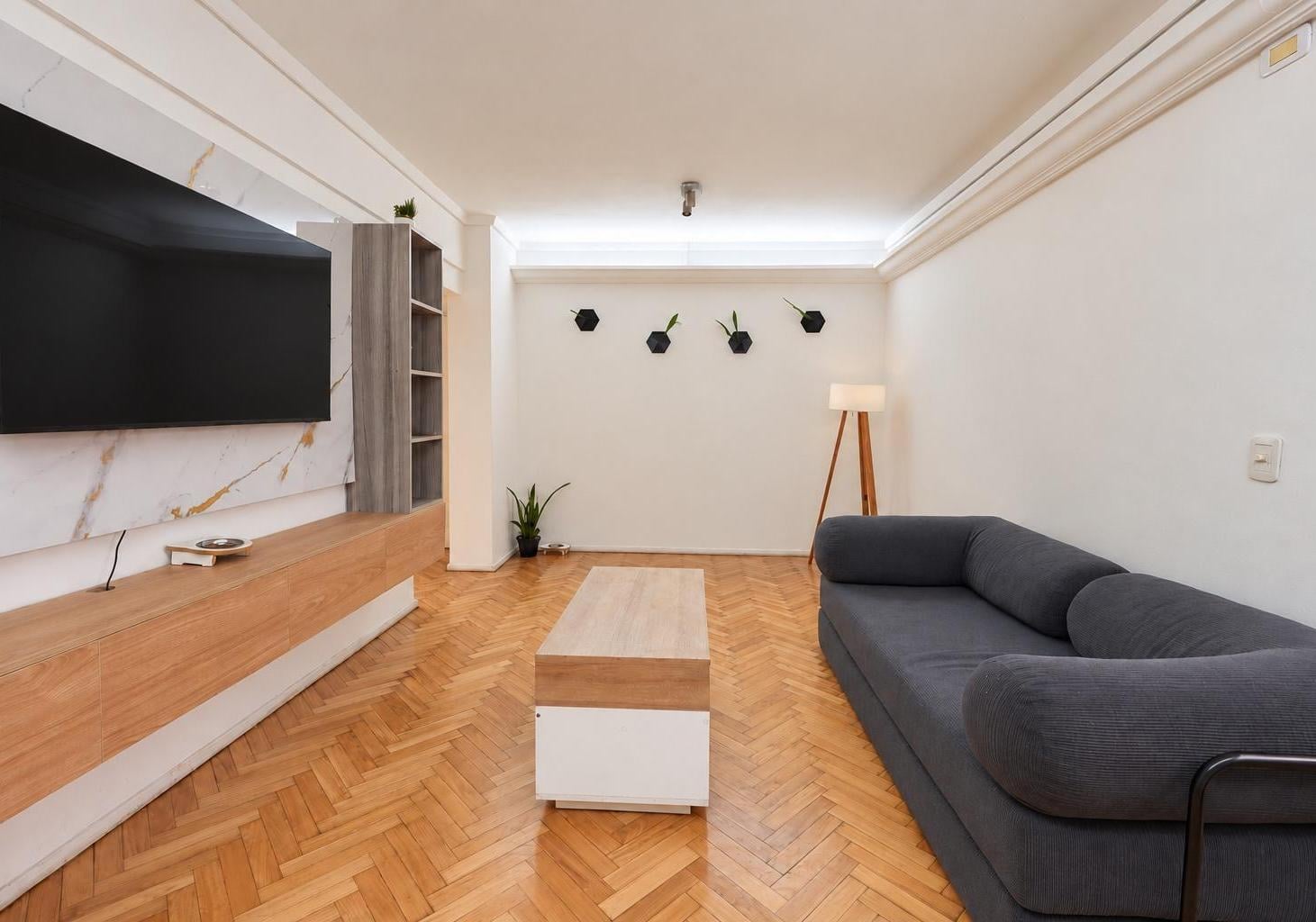 Foto de Venta Departamento 3 ambientes dependencia y patio PALERMO, imagen 3