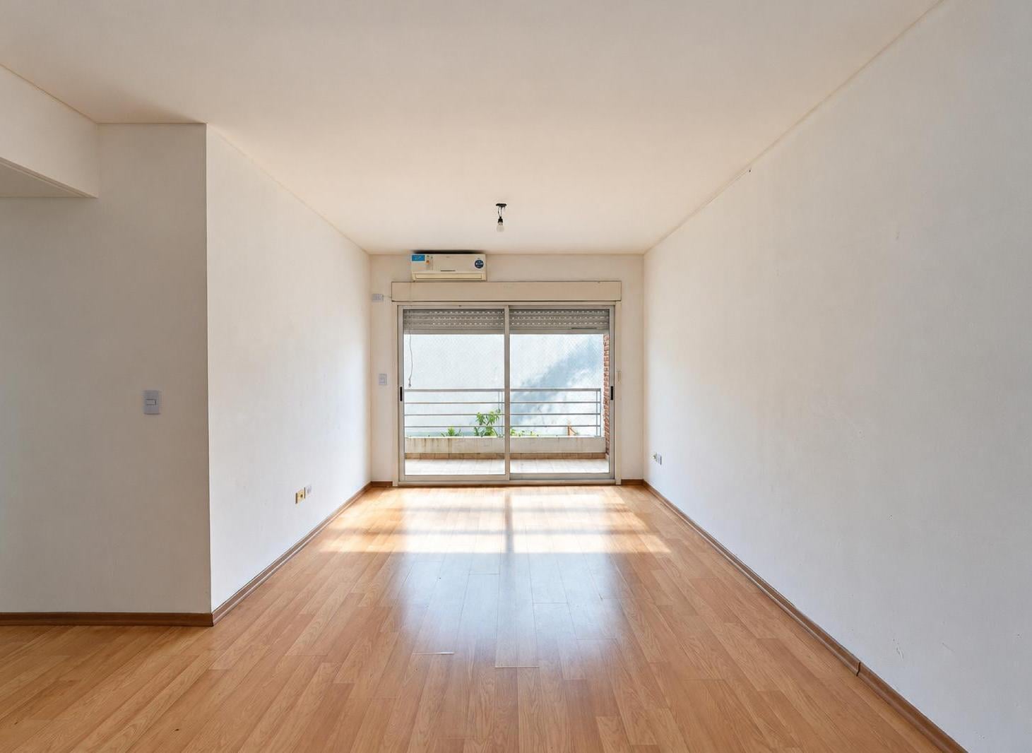 Foto de Venta Departamento 3 Ambientes Coghlan con Balcón, imagen 4