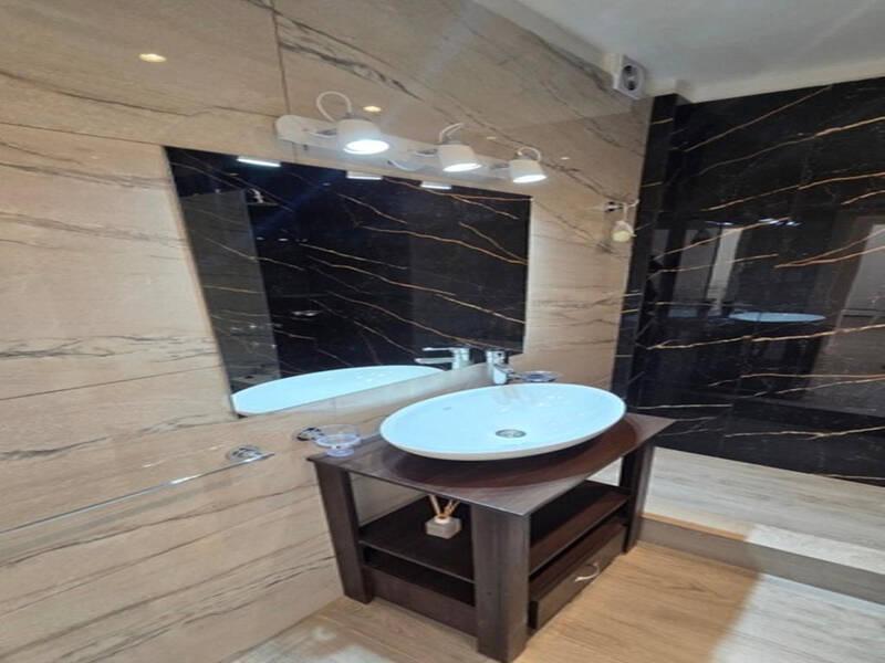 Foto de Departamento en Venta en Mar del Plata de 3 Ambientes a la Calle, imagen 4