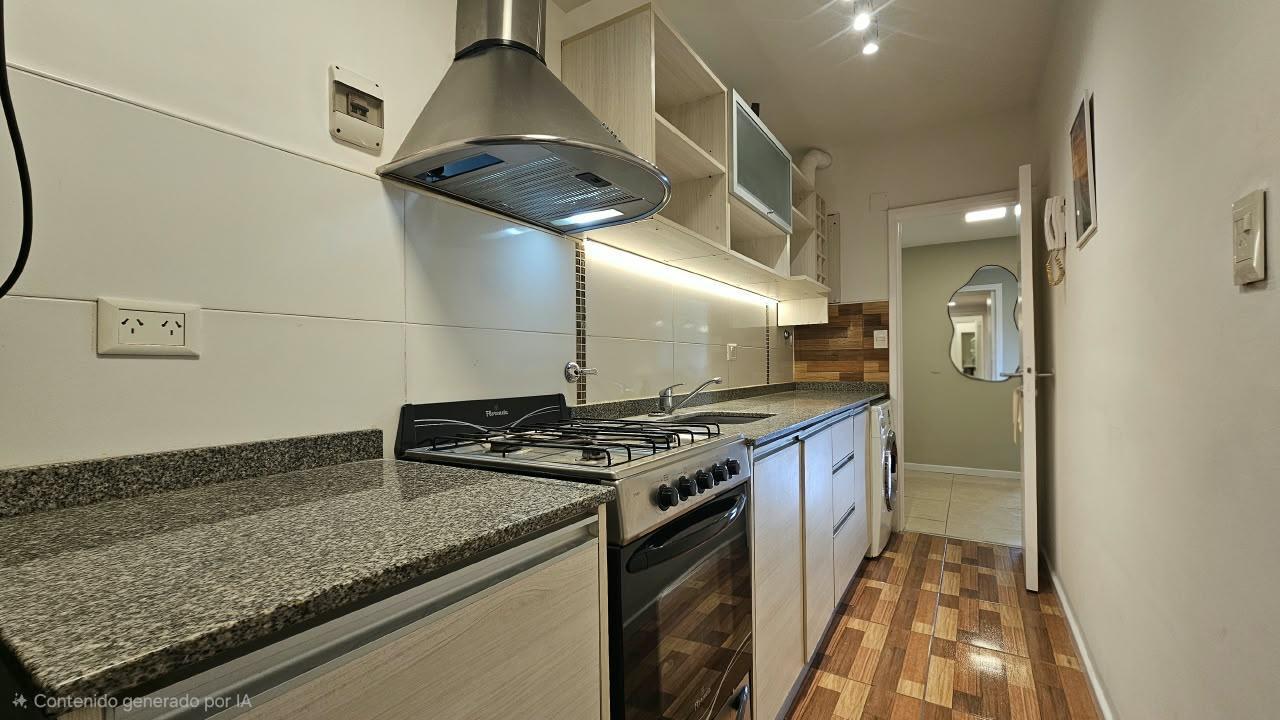 Foto de Departamento en Venta en Mar del Plata de 2 Ambientes a la Calle, imagen 4