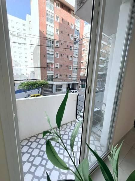 Foto de Departamento en Venta en Mar del Plata de 2 Ambientes a la Calle, imagen 4