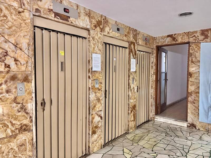 Foto de Departamento en Venta en Mar del Plata de 2 Ambientes Lateral Cocina, imagen 3