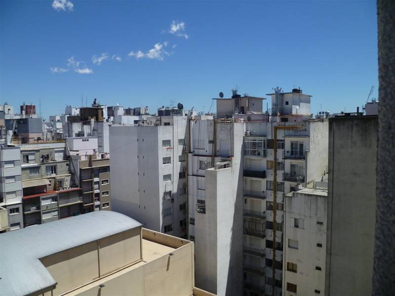 Foto de Departamento en Venta en Mar del Plata de 3 Ambientes a la Calle, imagen 1