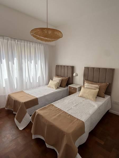 Foto de Departamento en Venta en Mar del Plata de 3 Ambientes a la Calle, imagen 5