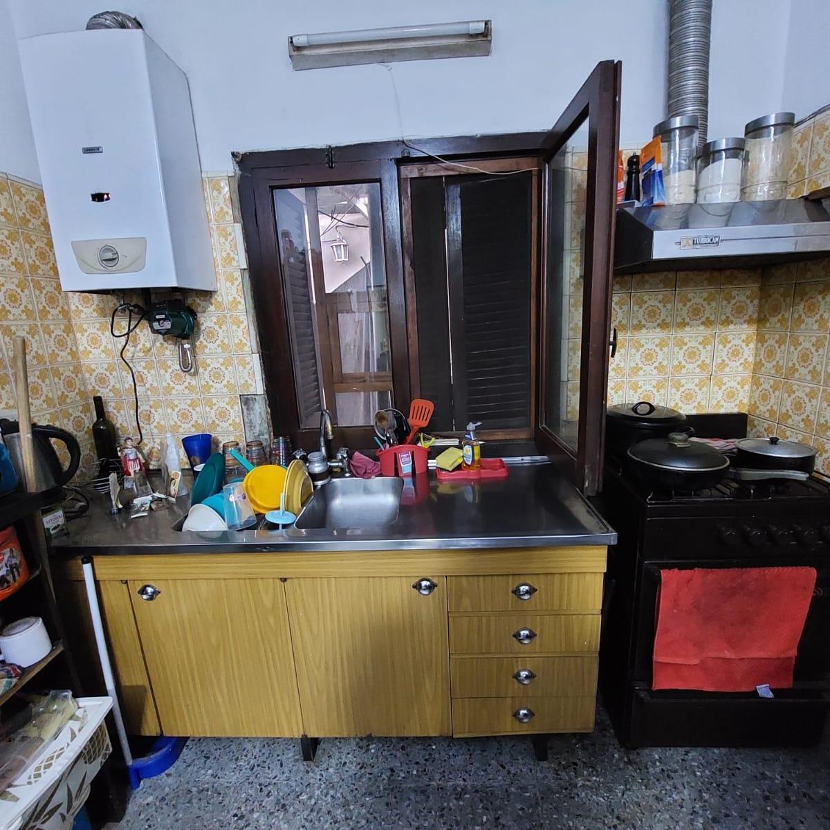 Casa en Venta Al Frente en Barrio Bella Vista con Cochera Apta Crédito Ideal Inversión 4