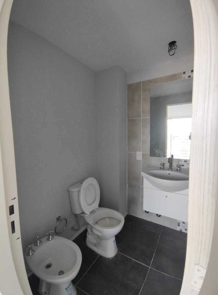 Venta Departamento de 3 Dorm. a Estrenar 5