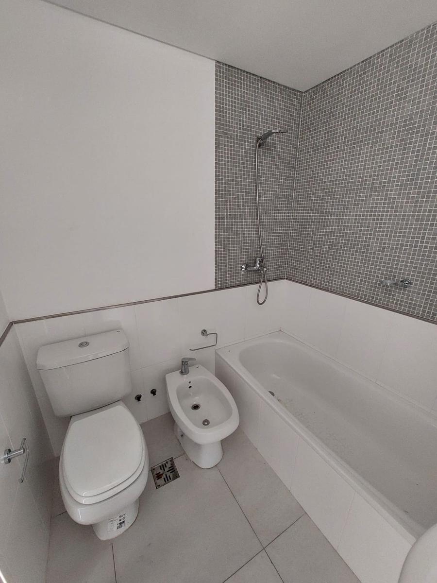 Departamento en Venta Monoambiente con Balcon Amenities Pileta y Gimnasio 2
