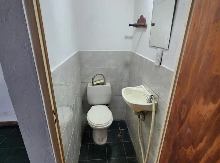 ALQUILER LOCAL COMERCIAL EN EL CENTRO DE FUNES 3