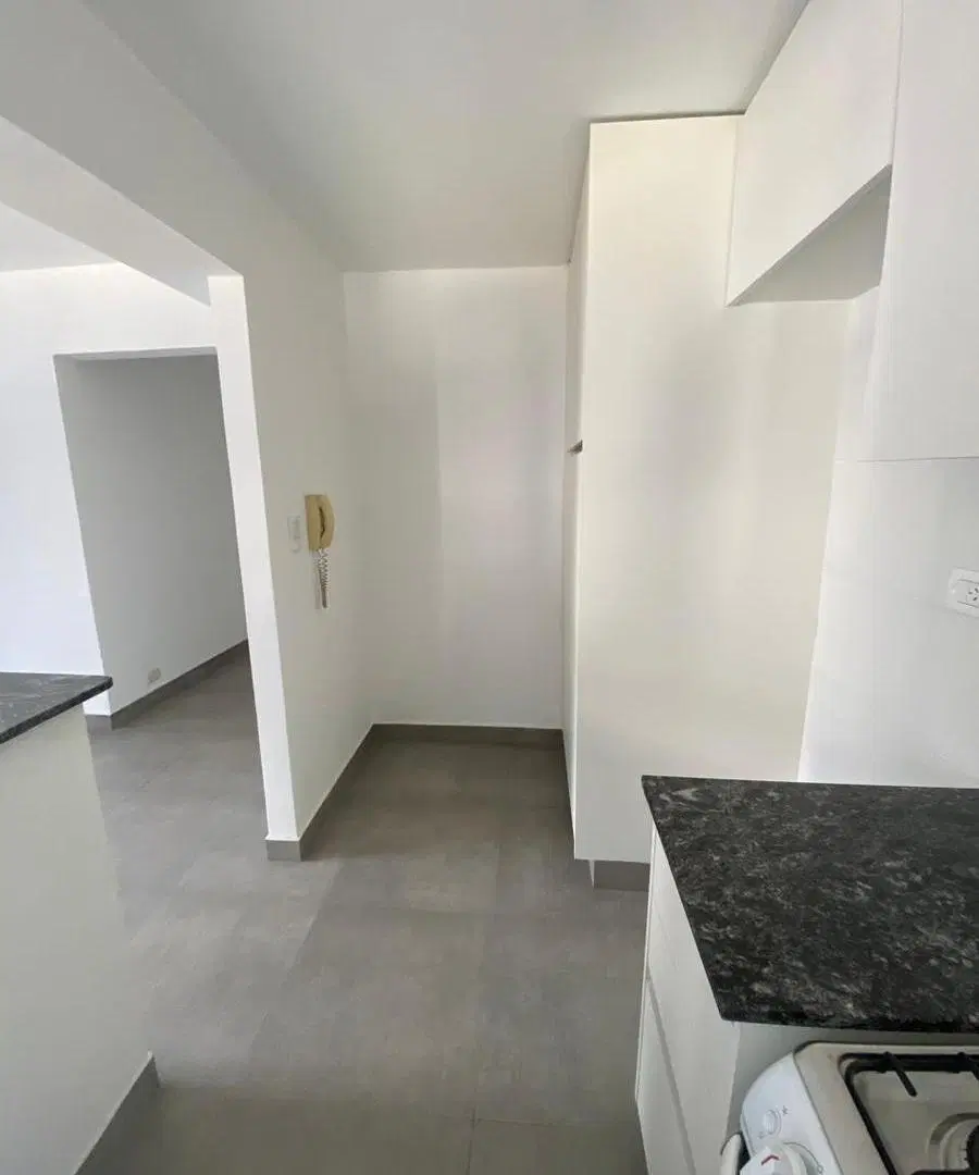 Departamento en venta de dos dormitorios en el centro 3
