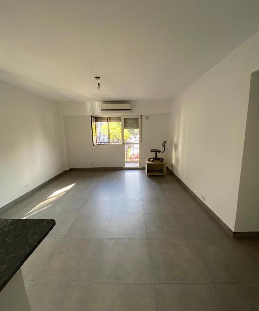 Departamento en venta de dos dormitorios en el centro