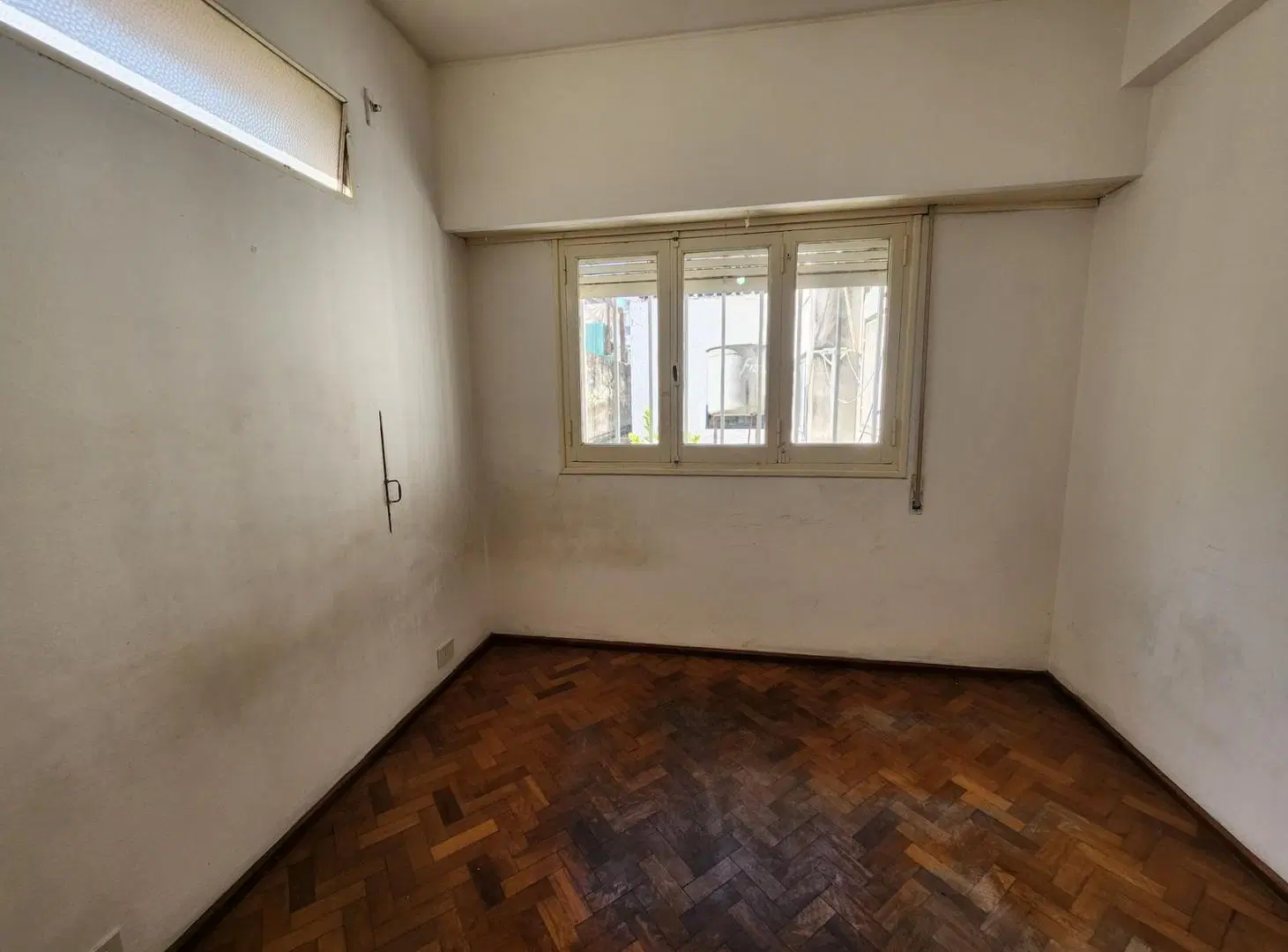 VENTA CASA DE PASILLO DE DOS DORMITORIOS CON TERRAZA 5