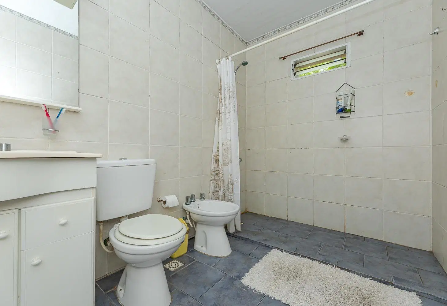 VENTA CASA DE DOS DORMITORIOS EN FISHERTON 2