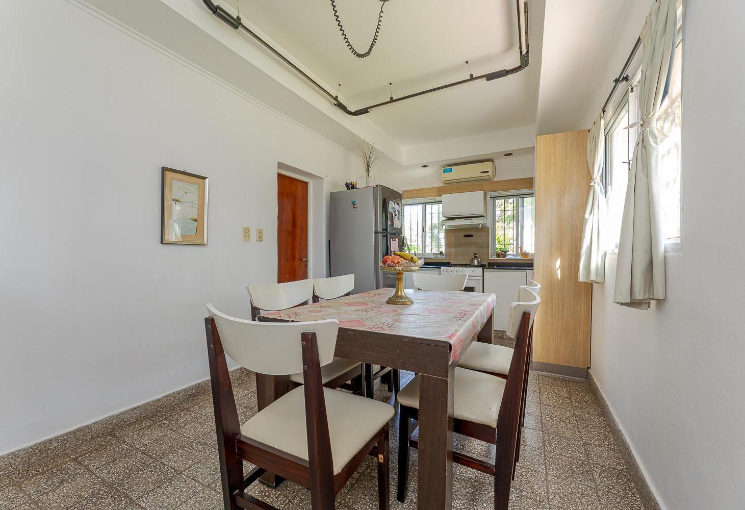 Foto de CASA DE 3 DORMITORIOS CON GRAN TERRENO DE 1.600 M2, imagen 5