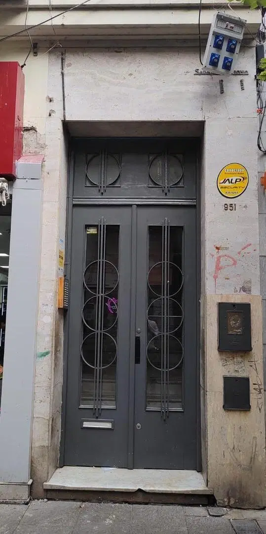OPORTUNIDAD VENTA OFICINA EN EL CENTRO DE LA CIUDAD DE ROSARIO 3