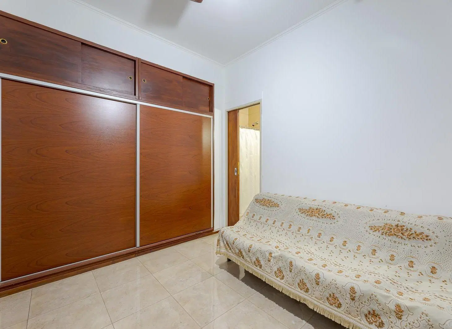 VENTA CASA DE 5 DORMITORIOS CON COCHERA EN ROSARIO 5