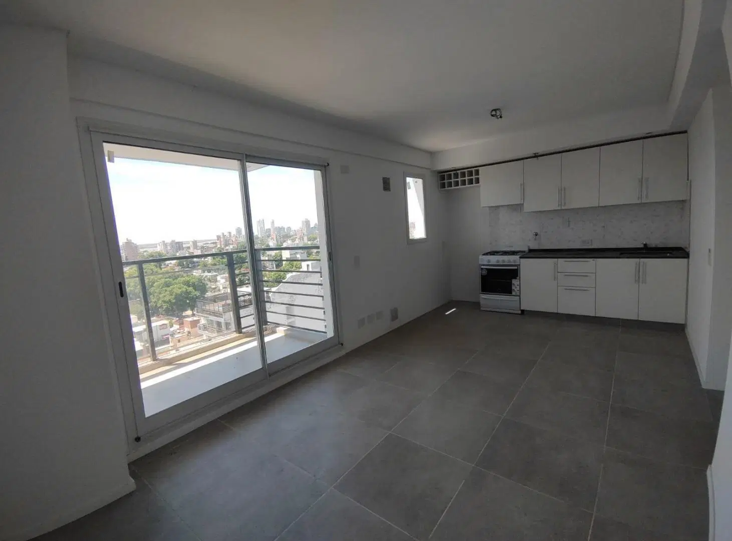 MONOAMBIENTE A ESTRENAR A LA VENTA CON BALCON 2