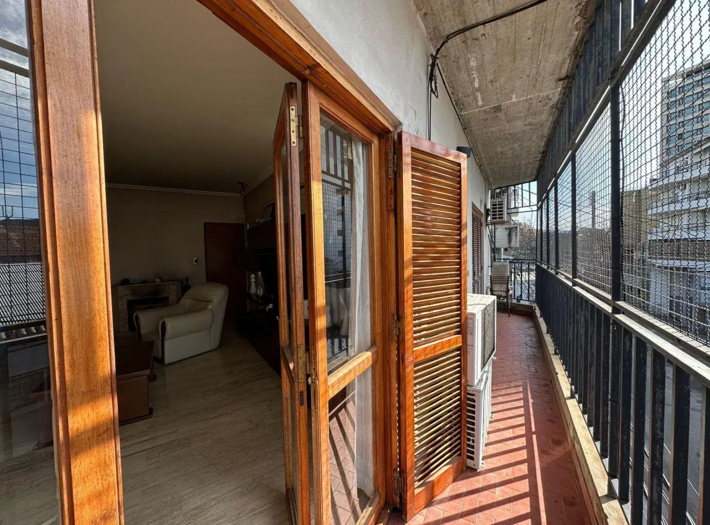 ALQUILER DEPARTAMENTO DE 3 DORMITORIOS EN ARROYITO 8