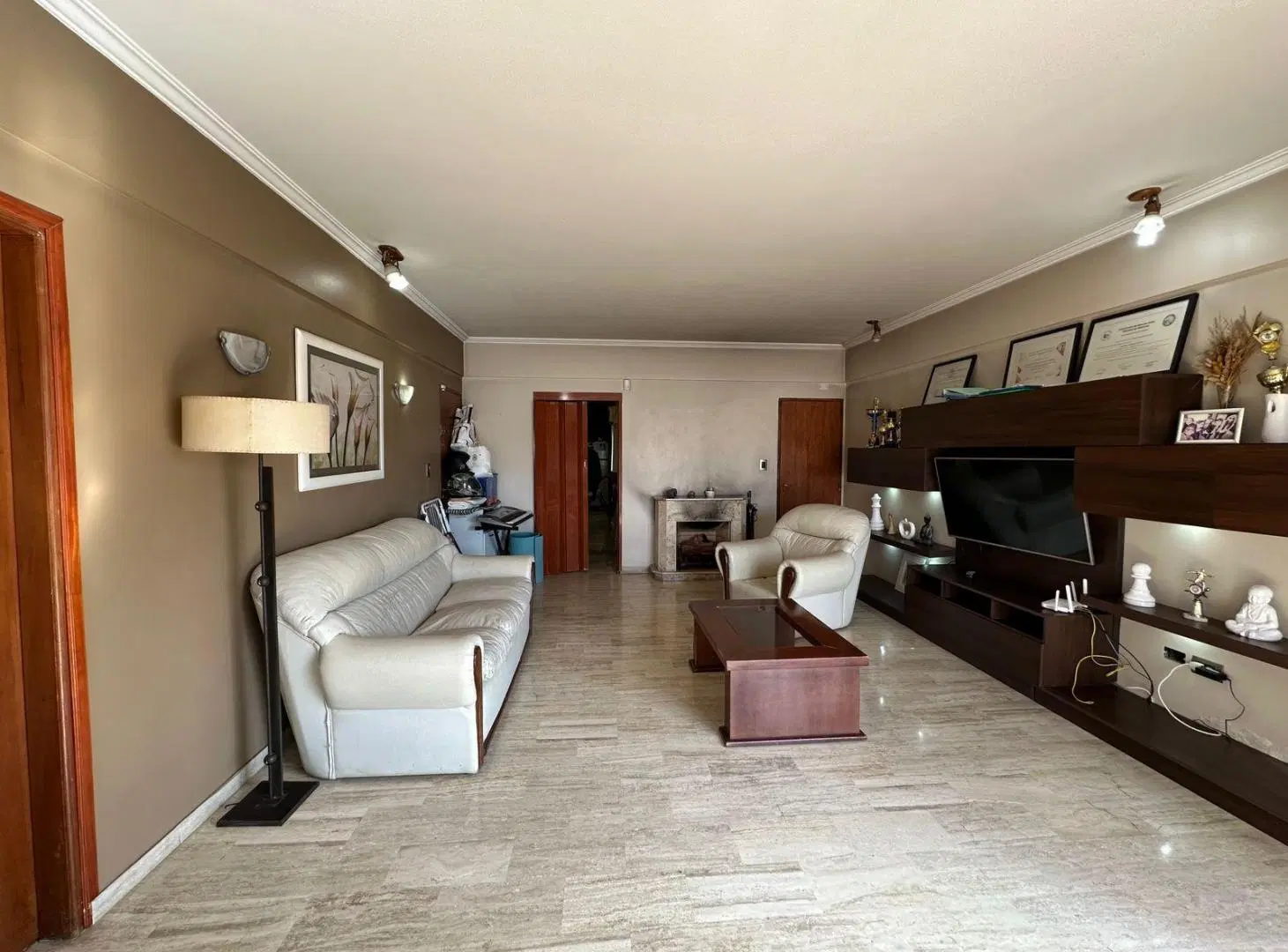 ALQUILER DEPARTAMENTO DE 3 DORMITORIOS EN ARROYITO 1