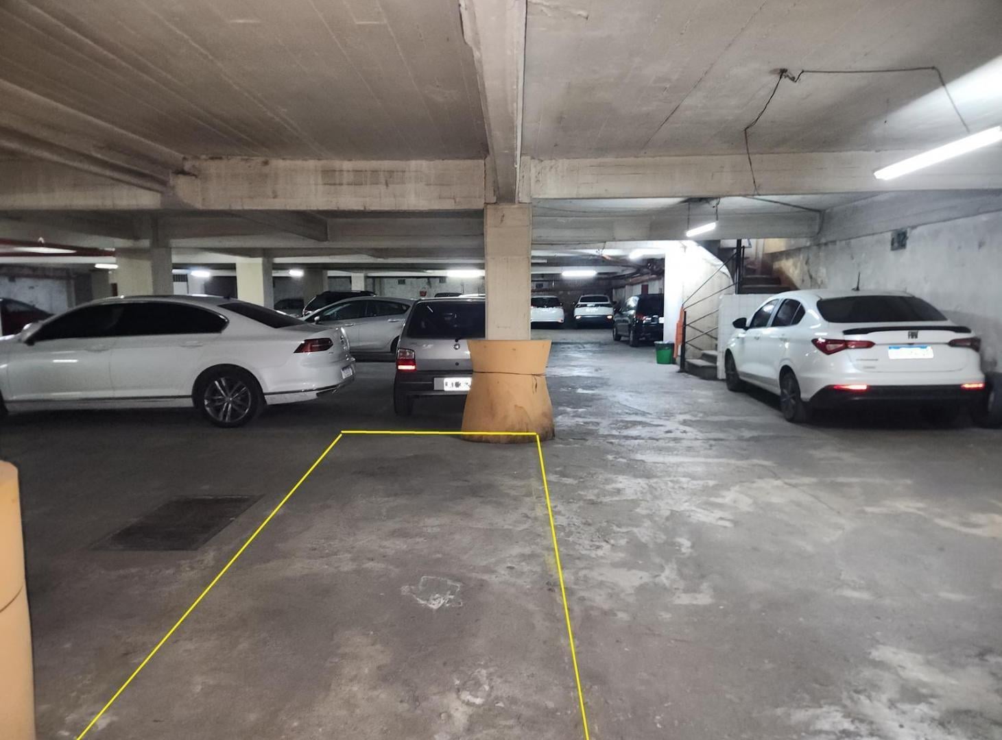 Foto de VENTA COCHERA DORREGO Y SANTA FE, imagen 4