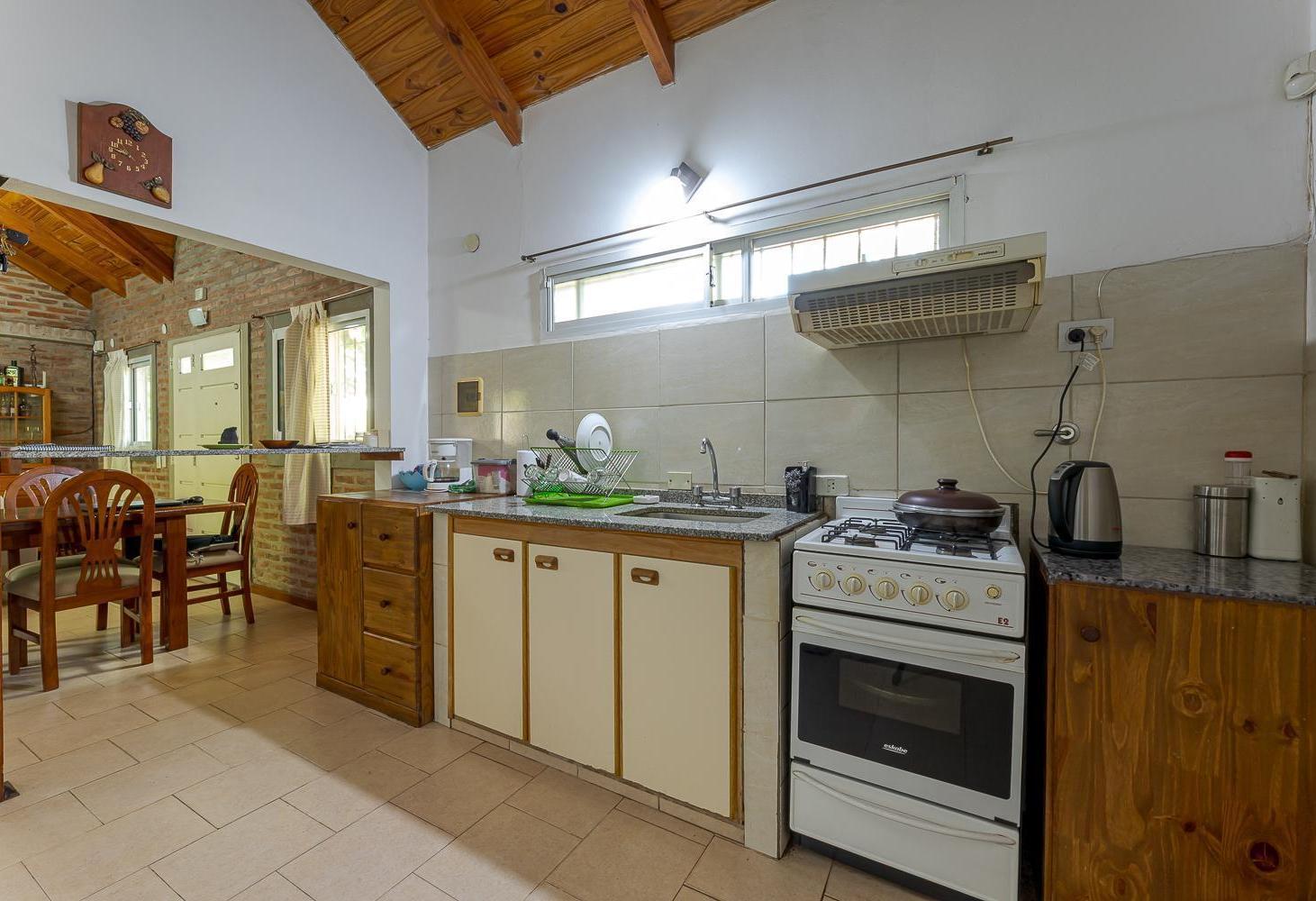 Foto de VENTA CASA DE DOS DORMITORIOS EN FISHERTON, imagen 5