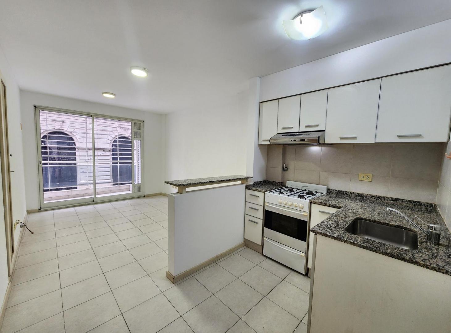 Foto de ALQUILER DEPARTAMENTO 1 DORMITORIO CON BALCON Y PATIO, imagen 2