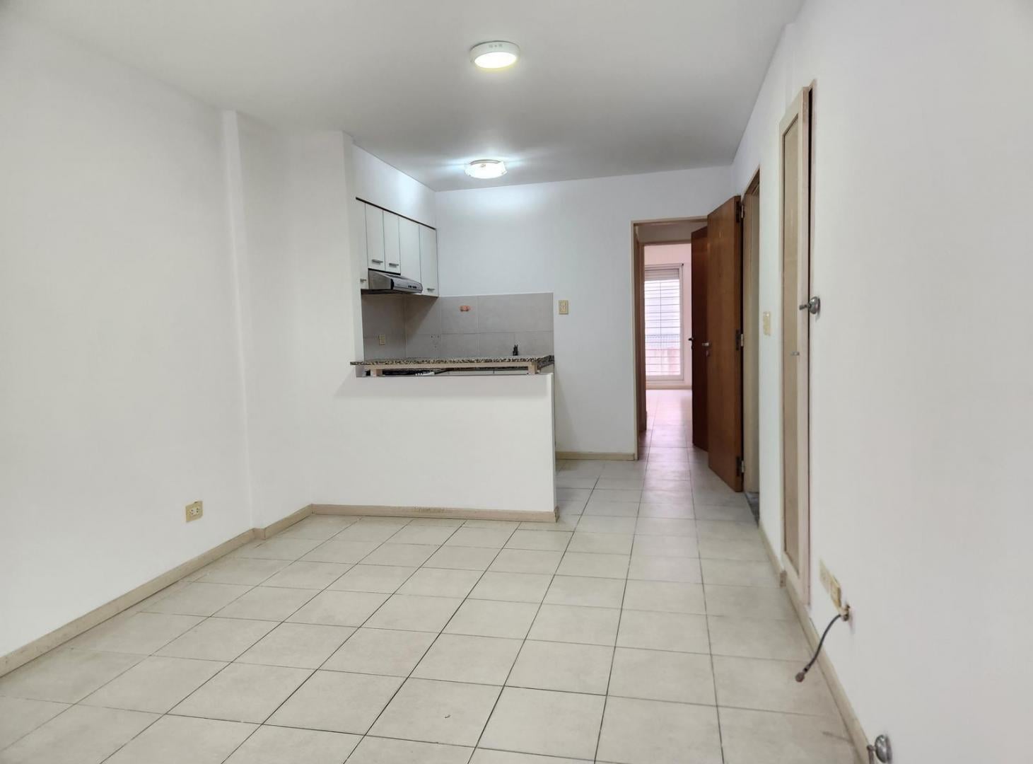 Foto de ALQUILER DEPARTAMENTO 1 DORMITORIO CON BALCON Y PATIO, imagen 3
