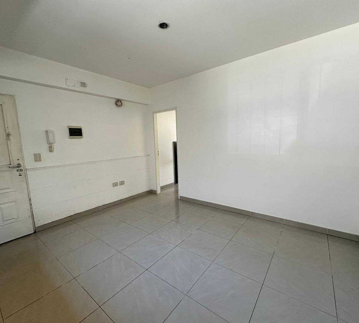 Venta | Merlo Centro | Depto 2 Amb + Cochera | Us$49000 5