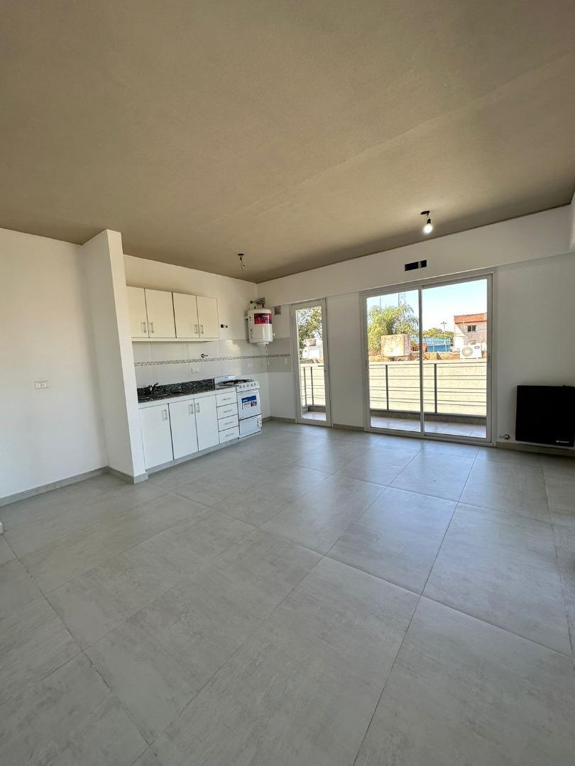 Venta Departamento 2 Ambientes a Estrenar Cochera y Terraza 4