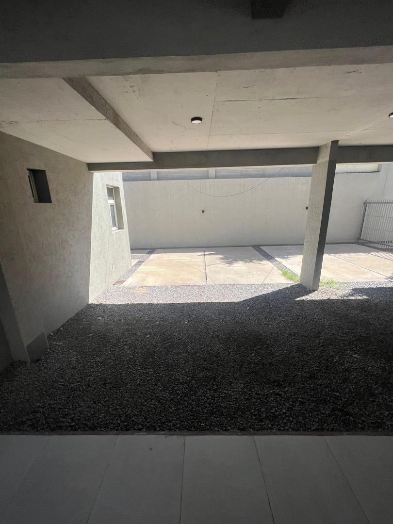 Venta Departamento 2 Ambientes a Estrenar Cochera y Terraza 2