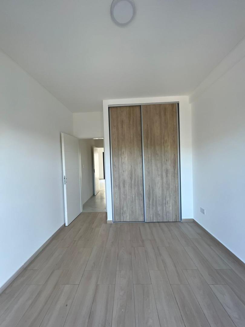 Venta Departamento 2 Ambientes en Merlo 3
