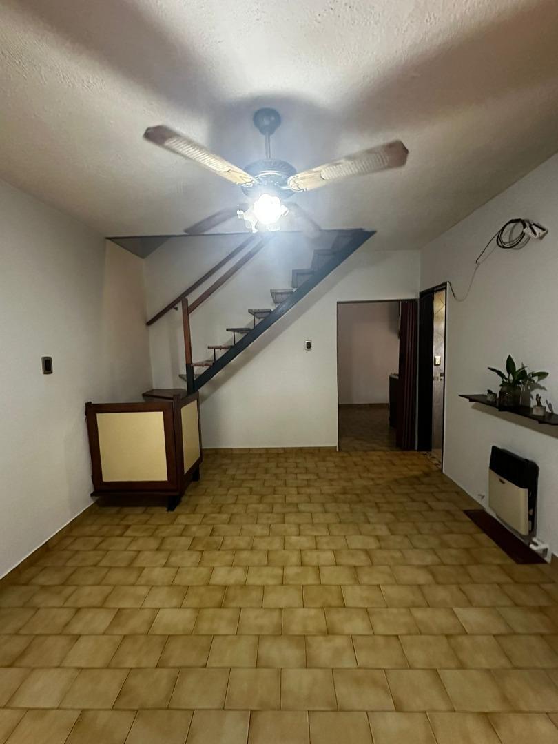 Foto de VENTA PH INTERNO 3 AMB MERLO CENTRO, imagen 2