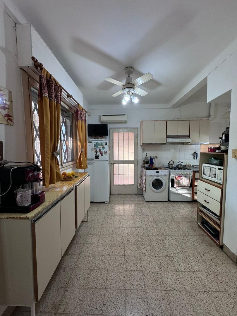 Venta Casa 4 Amb Cochera y Pileta Merlo Centro 2