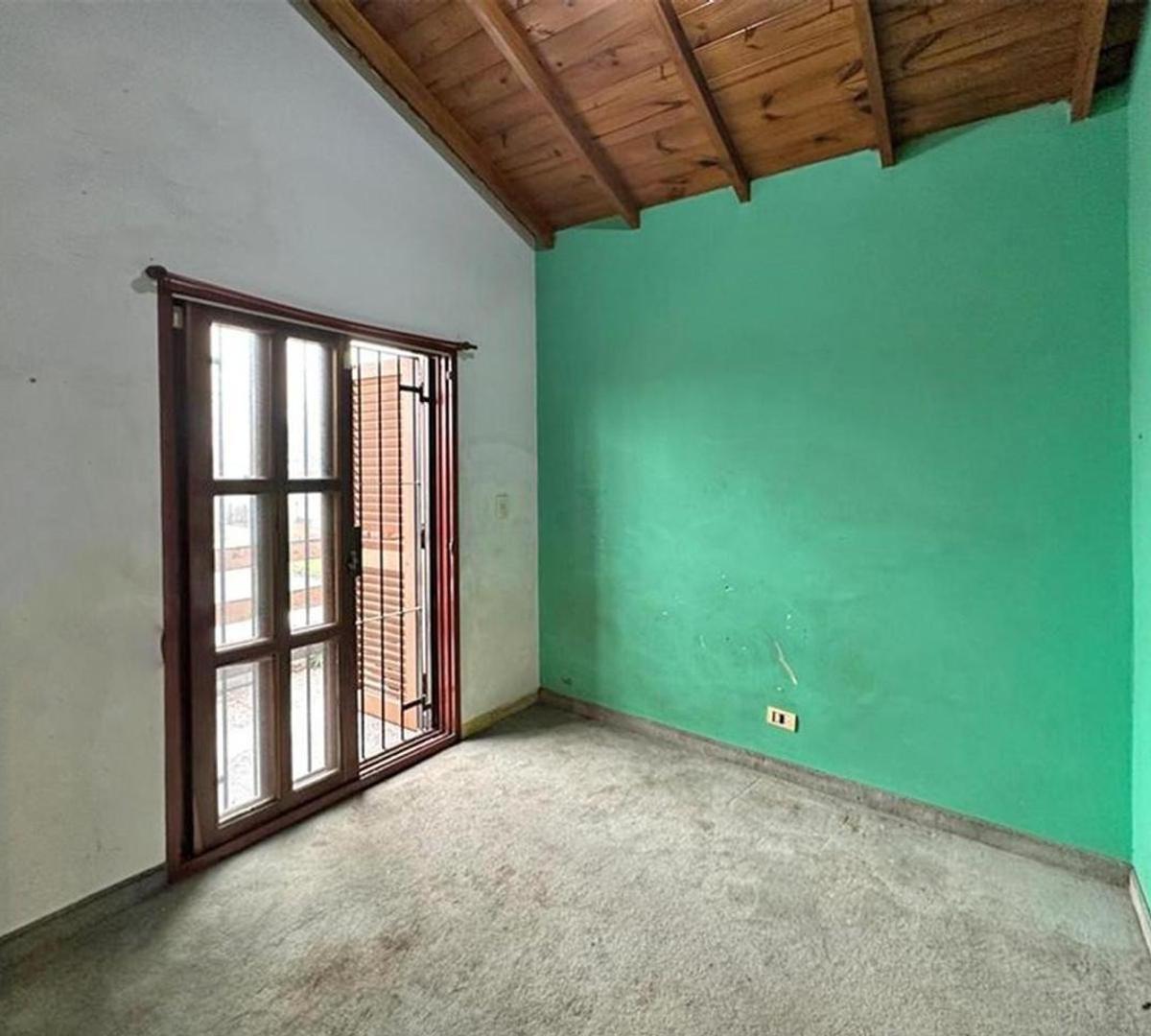 Venta Casa 6 Ambientes Ituzaingo Norte 3