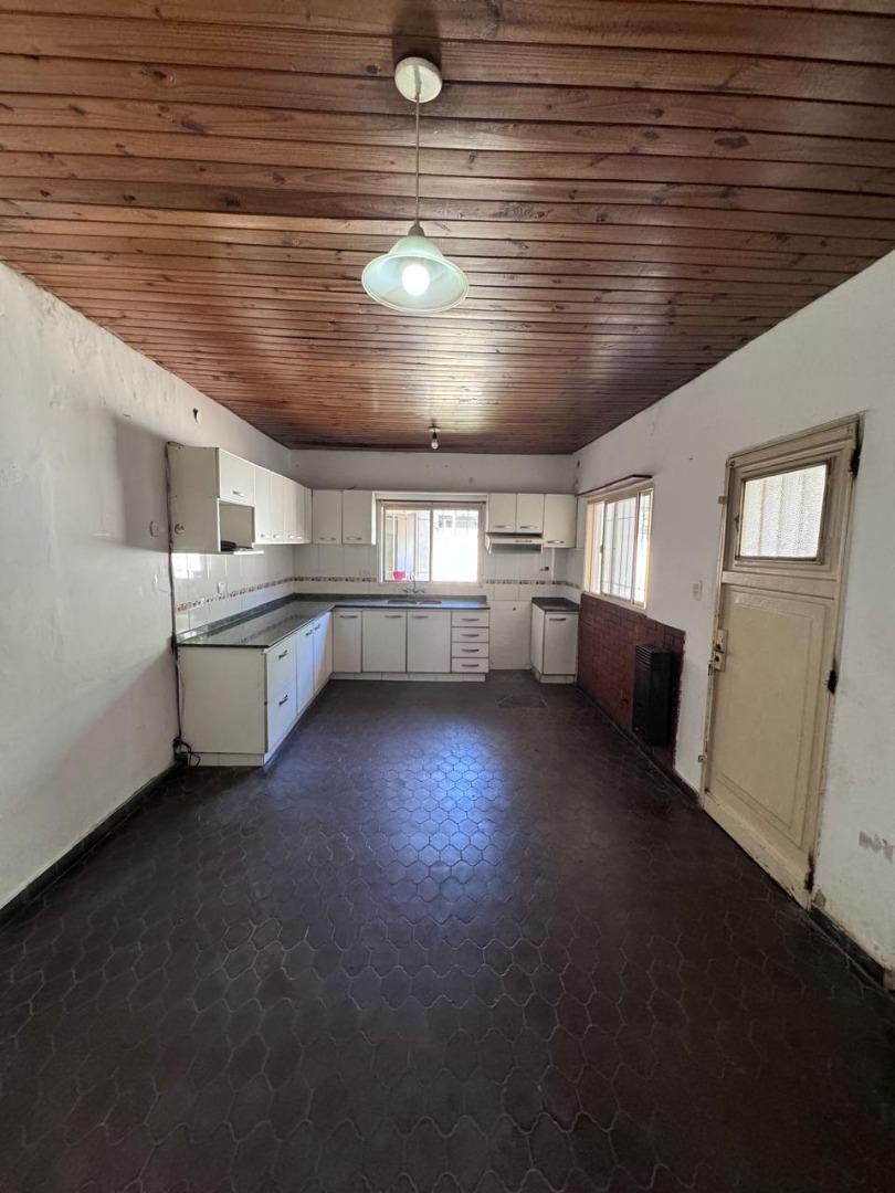 Venta PH Tipo Casa Cochera y Patio 5