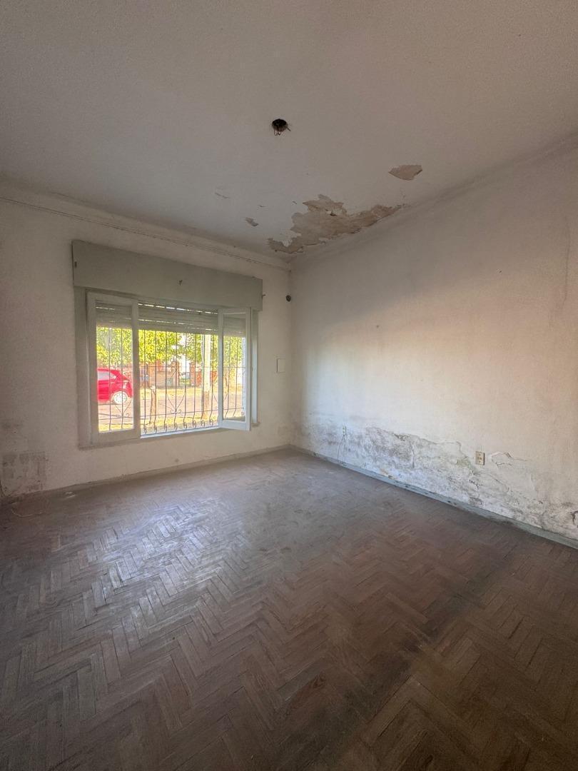 Casa 3 Ambientes en Venta Merlo Sur 1