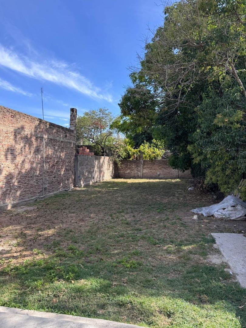 CASA 3 AMBIENTES EN LIBERTAD