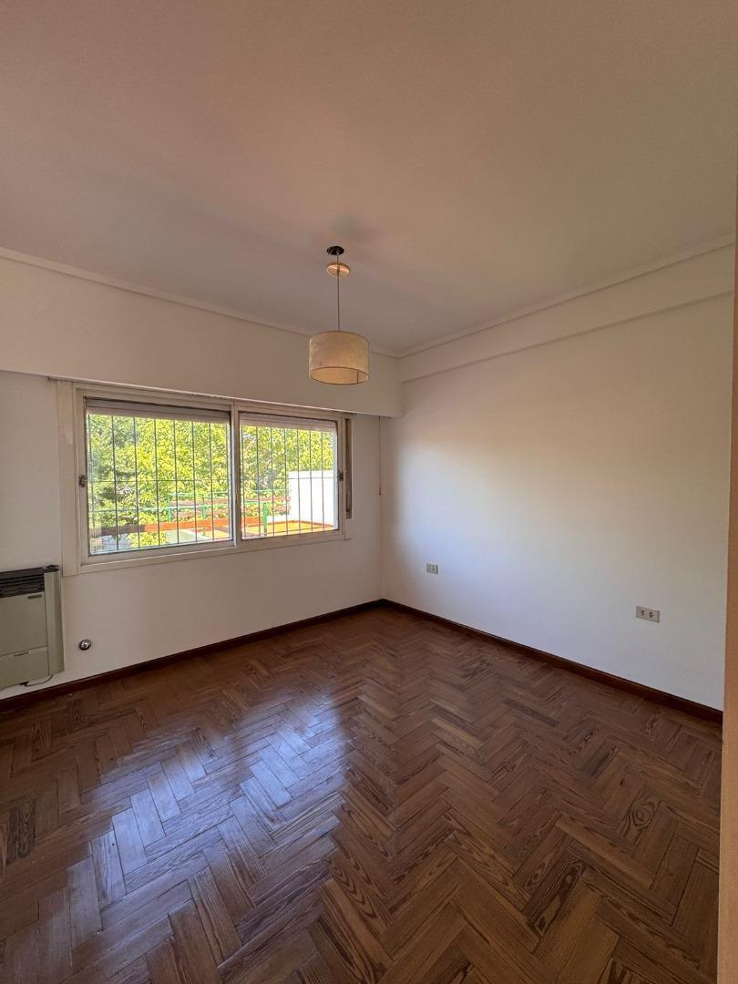 En Venta Chalet 4 Ambientes en Merlo Centro 1