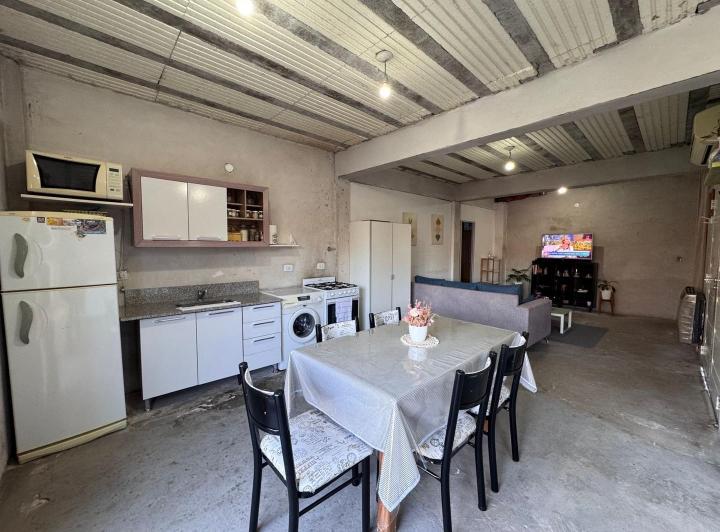 CASA 4 AMBIENTES EN VENTA PARQUE SAN MARTIN 5