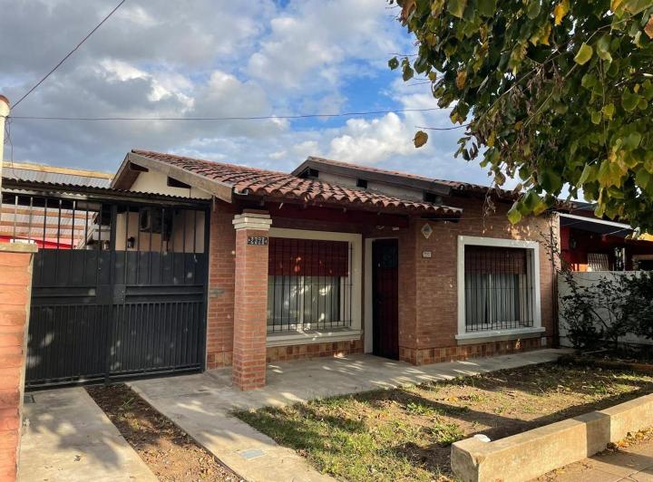 ALQUILER CASA 3 AMBIENTES, ITUZAINGO 1