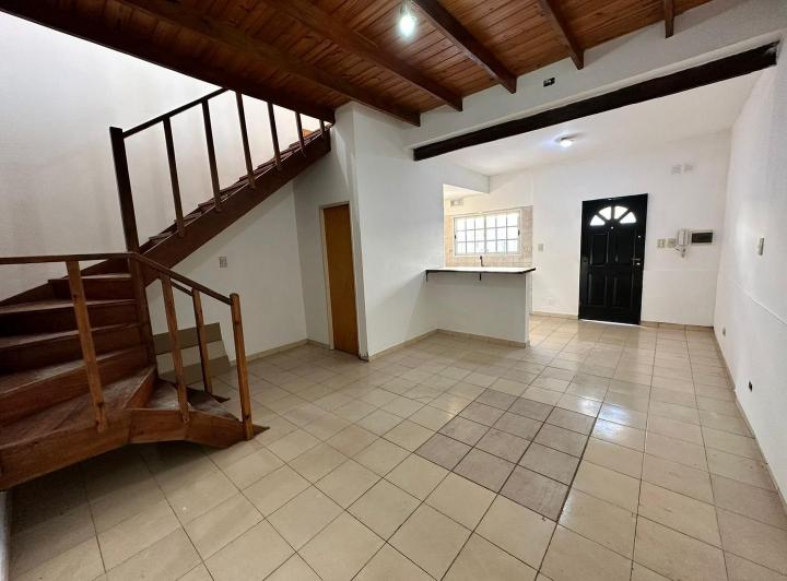ALQUILER PH DOS AMBIENTES SAN ANTONIO DE PADUA 2