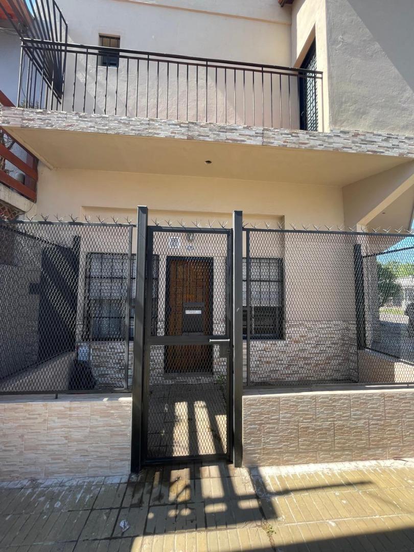 Foto de Departamento 2 Ambientes En Alquiler, Merlo Norte, imagen 1
