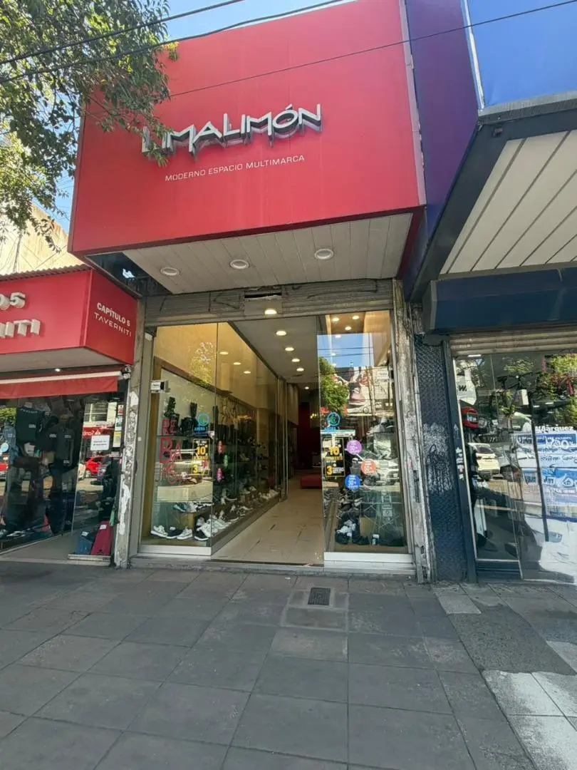 ALQUILER AMPLIO LOCAL AVENIDA LIBERTADOR 2