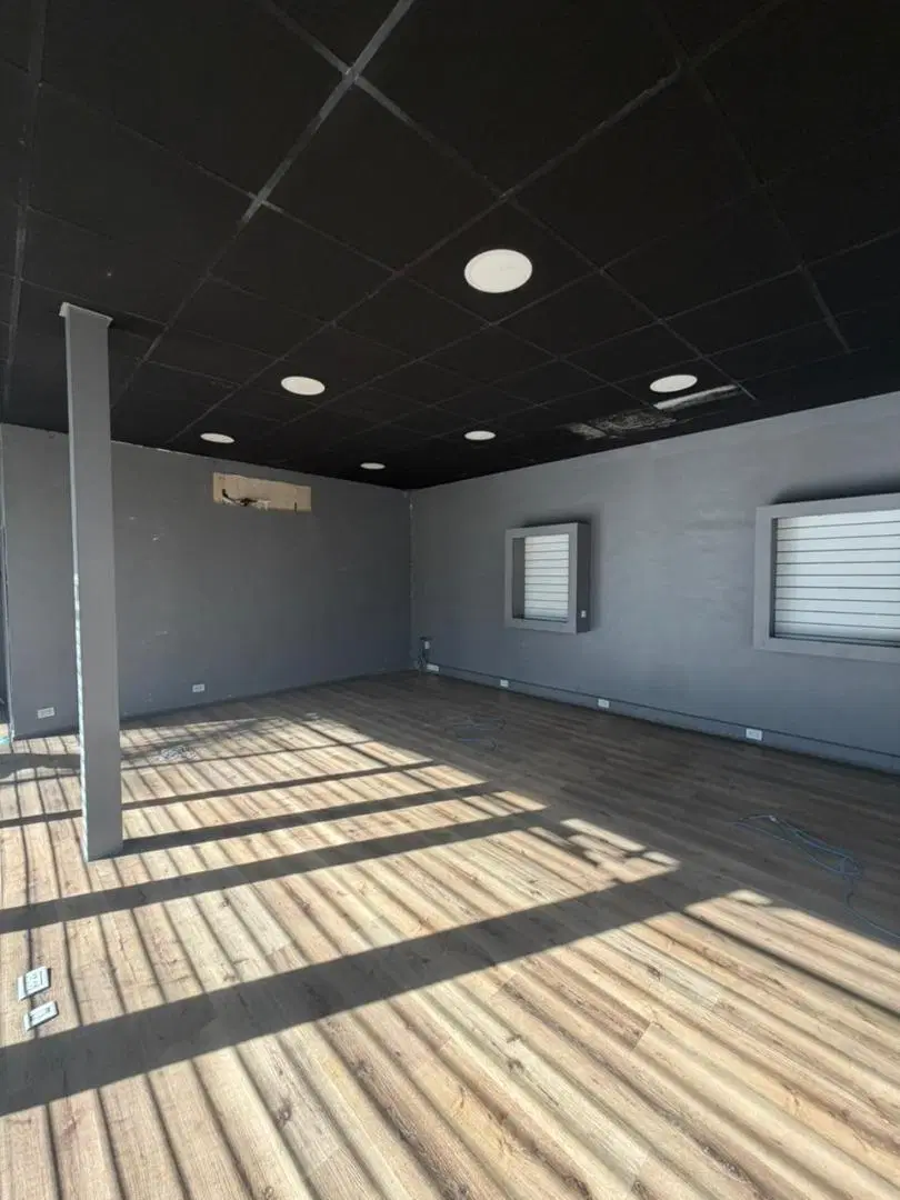 ALQUILER LOCAL COMERCIAL EN ESQUINA – MERLO CENTRO 3