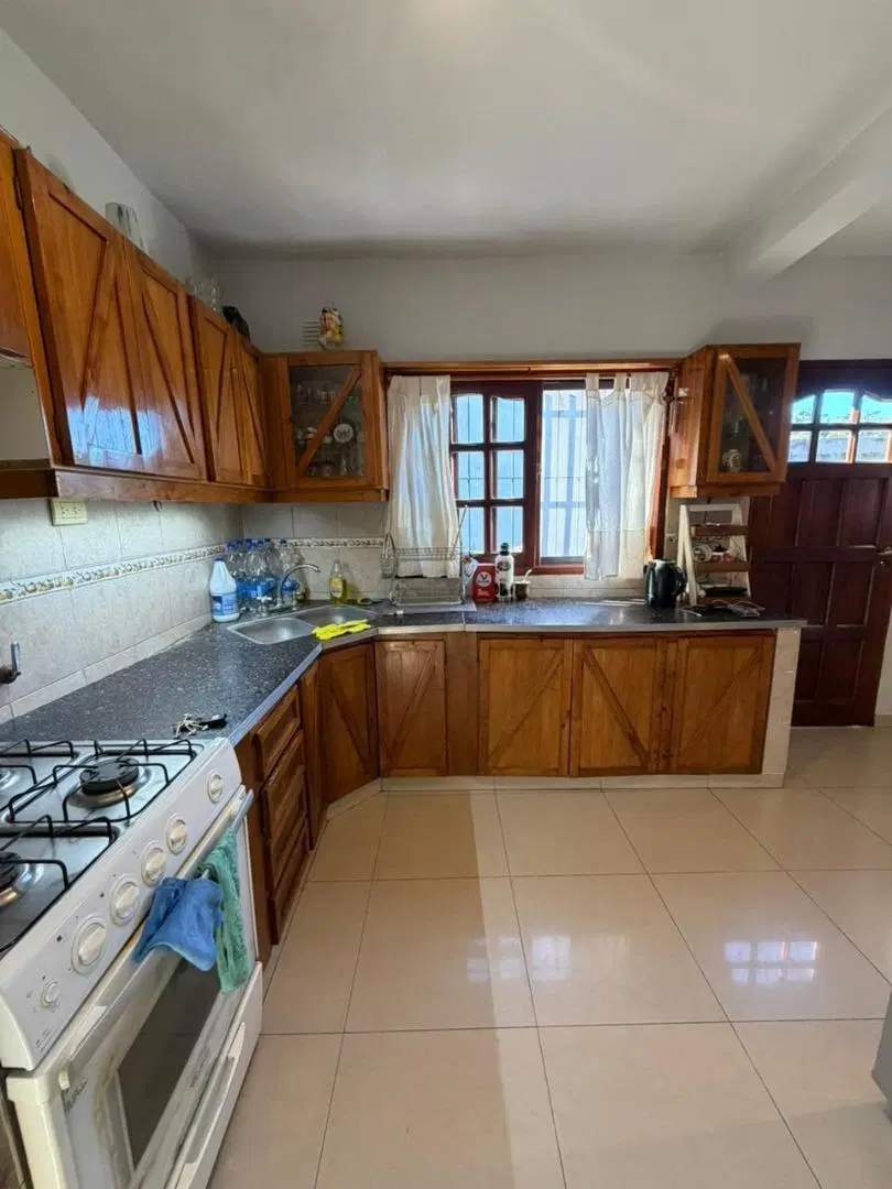 VENTA CASA 4 AMBIENTES – MERLO 4