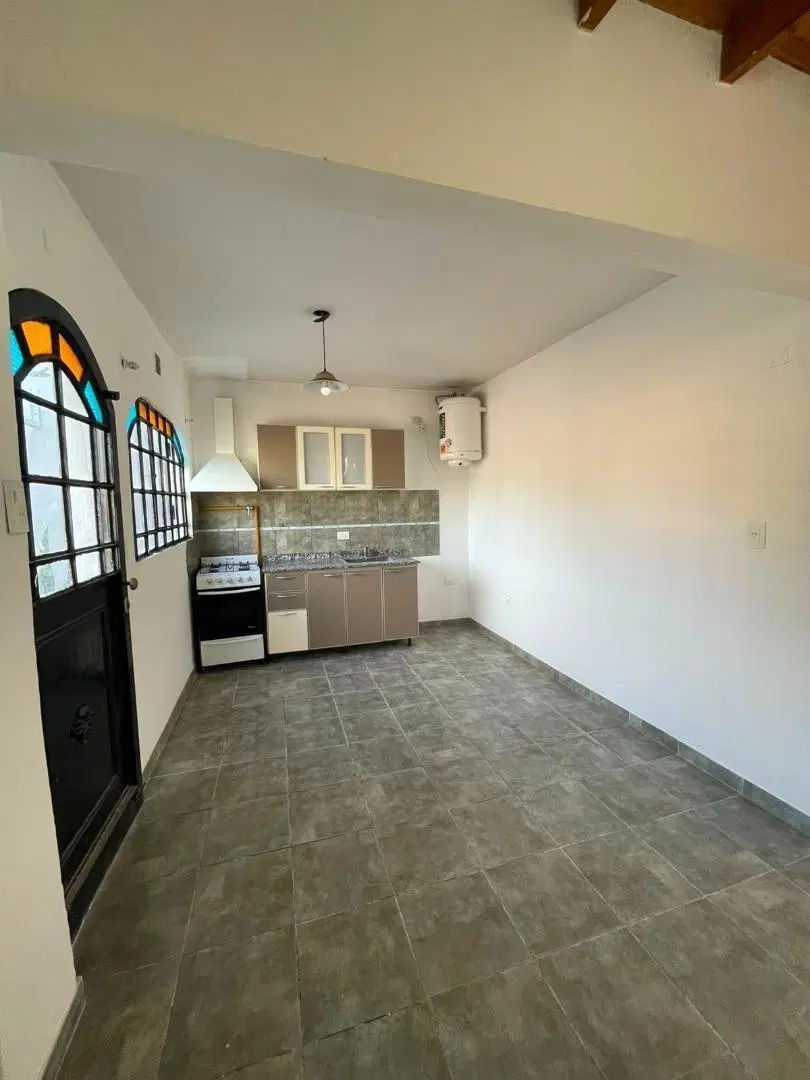ALQUILER CASA 2 AMBIENTES – MERLO 2