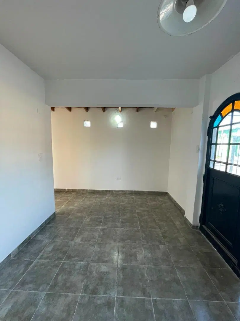 ALQUILER CASA 2 AMBIENTES – MERLO 1