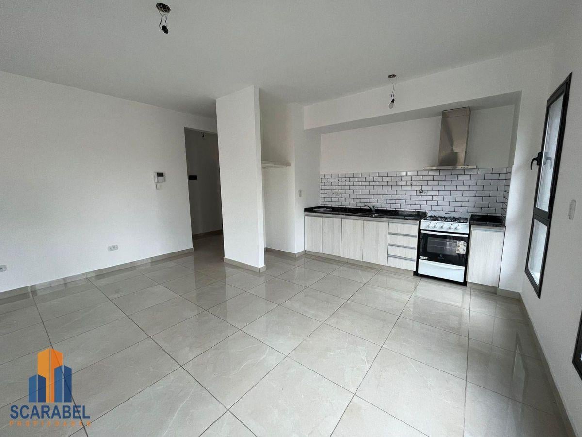 Foto de Departamento en alquiler c/ cochera en Merlo, imagen 5