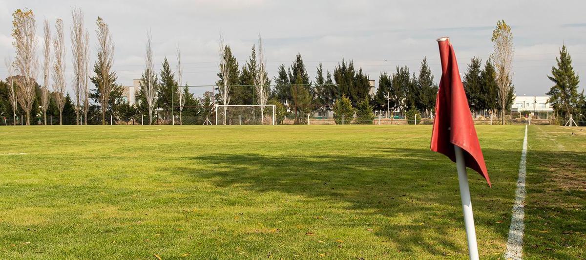 Lote a La Laguna en Barrio Privado Sebastian Gaboto 5
